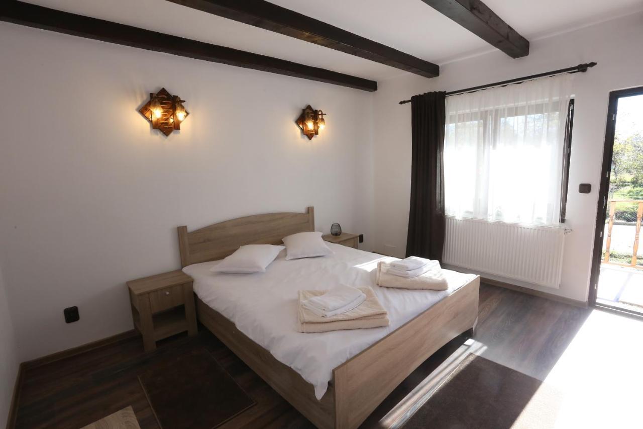 Casa Morii Ohaba Villa ภายนอก รูปภาพ